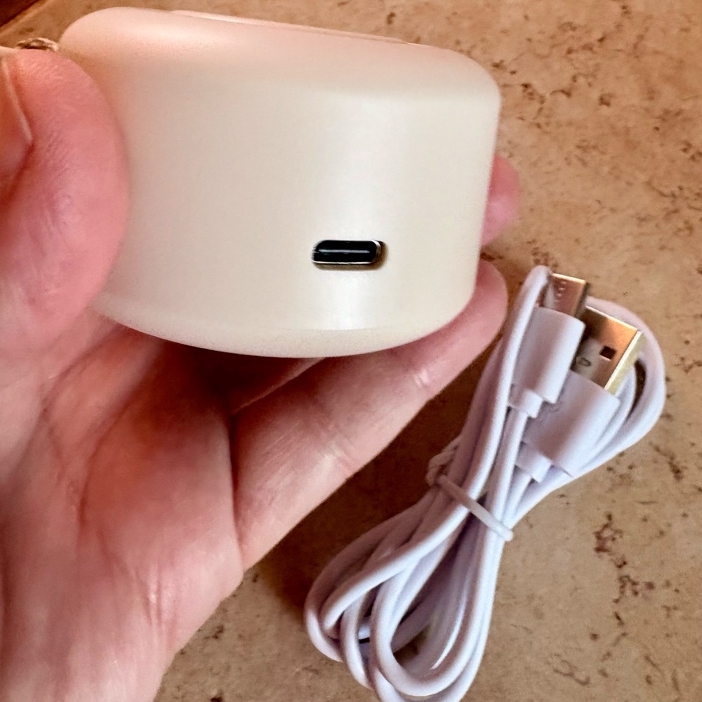 NIB Portable Relaxing Sound Machine - Picture 10 of 11